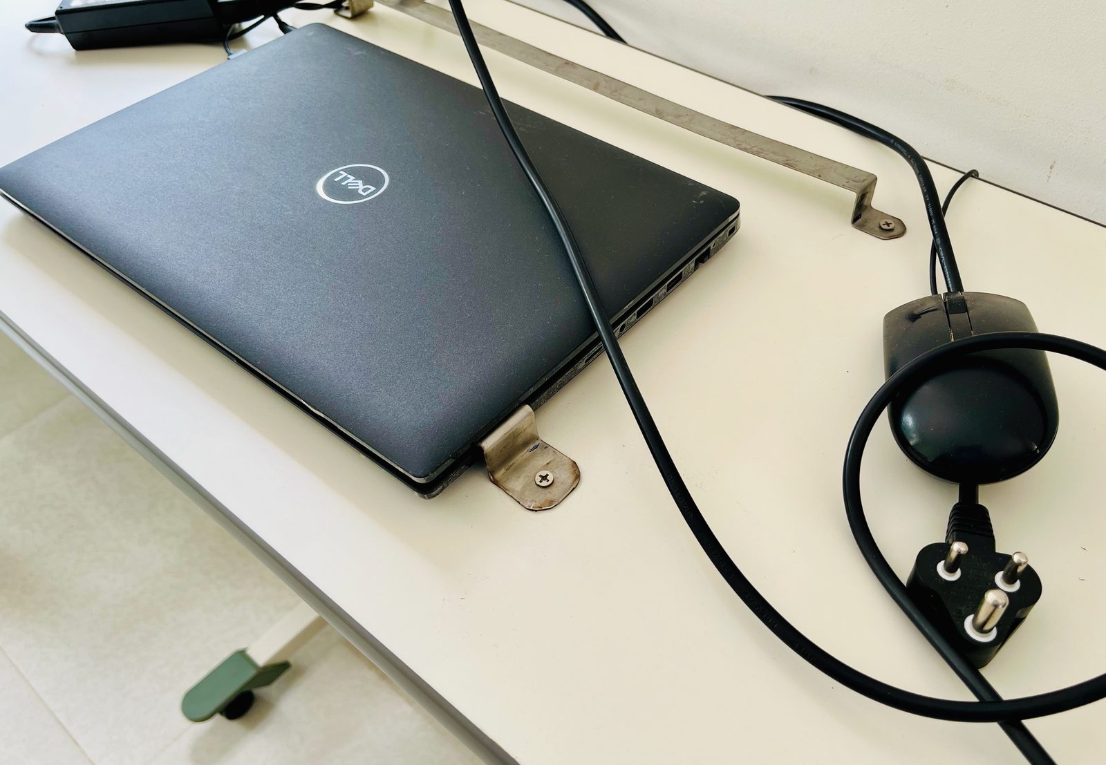 Laptop but Immobile