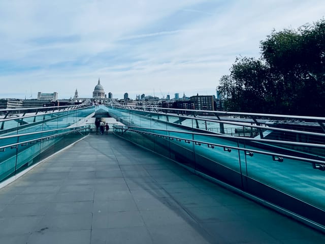 Millennium Bridge